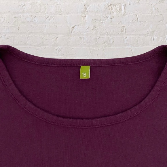 110. RAPANUI Sustainable Tee-Shirt - “What Day is This?” - Ladies Size 18 - Picture 3 of 5